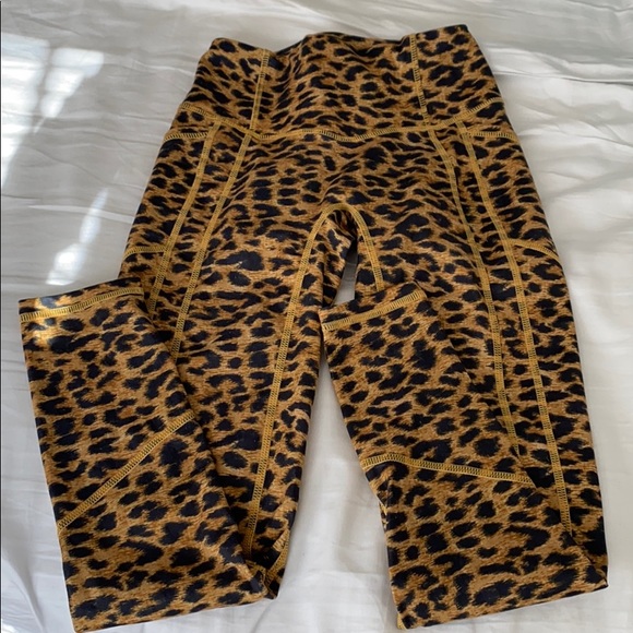 size XS TYC leggings